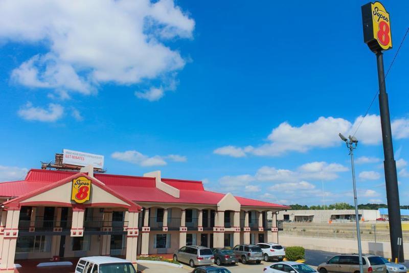 Super 8 By Wyndham Roseburg Hotel Buitenkant foto