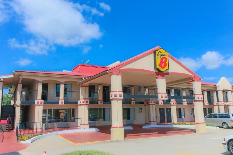 Super 8 By Wyndham Roseburg Hotel Buitenkant foto